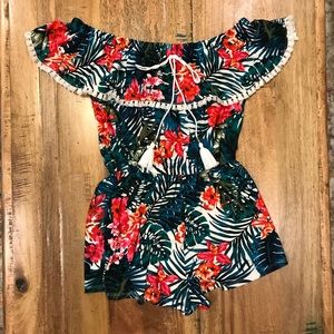 🖤2/$20 [derek heart] NWOT Tropical Romper  M